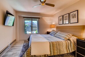 2 habitaciones, tabla de planchar con plancha y wifi gratis 