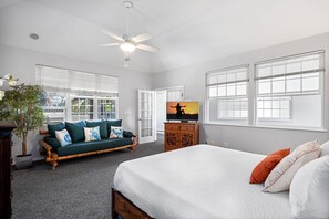 3 dormitorios, tabla de planchar con plancha, wifi gratis y ropa de cama