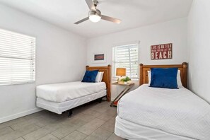 7 bedrooms, iron/ironing board, free WiFi, bed sheets