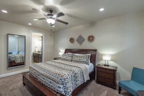 5 bedrooms, desk, iron/ironing board, travel crib