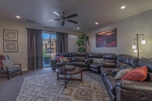 TV, fireplace, DVD player, ping pong - Lounging At The Ledges at The Ledges *Resort Amenities Included!* (St. George)