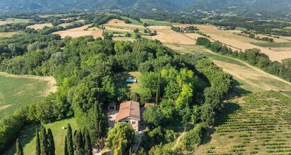 Casale Giotto - Country Villa Rental with private swimming pool in Vicchio, Tuscany