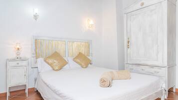 3 habitaciones, tabla de planchar con plancha y wifi gratis