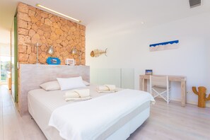 3 habitaciones, tabla de planchar con plancha y wifi gratis 