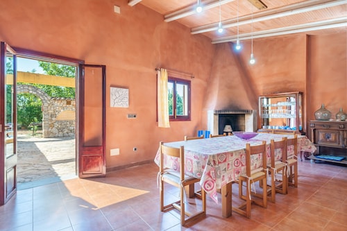 RACO DE CAN PEP - Beautiful traditional Majorcan house with private pool in a quiet and ru