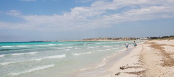 SHORT DE SON FIDEU - Modern villa in the countryside with pool and close to the beach with