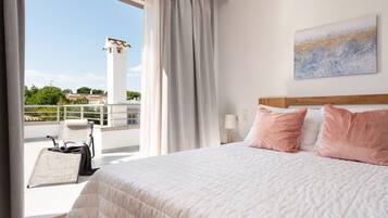 4 slaapkamers, een strijkplank/strijkijzer, gratis wifi, beddengoed