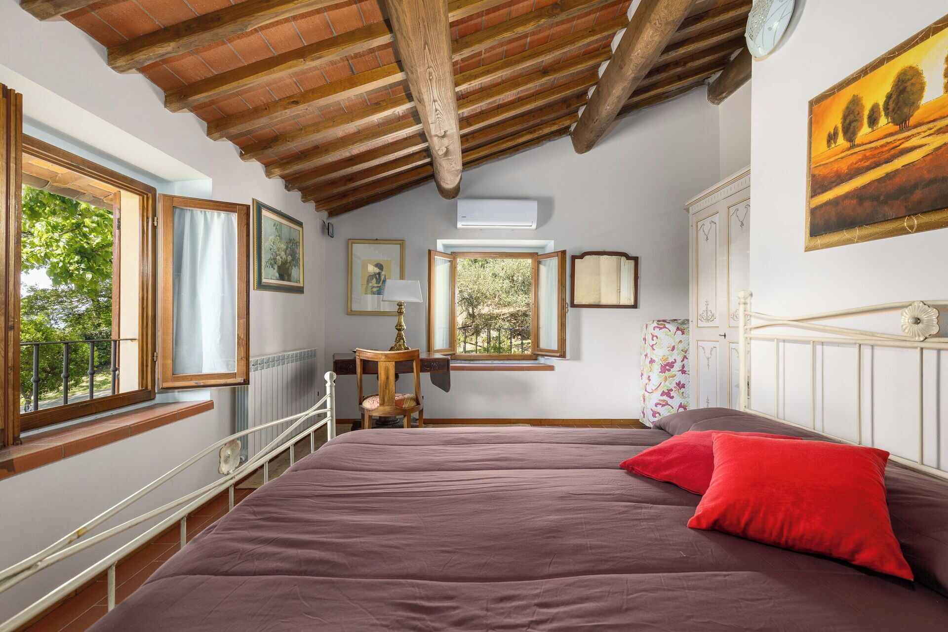 7 slaapkamers, reisbedje, gratis wifi