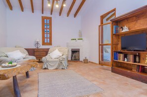 TV, stereo - TORRE MARINA - Villa with private pool in Sa Ràpita. Free WiFi (Sa Ràpita)