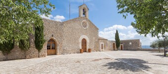 SON COLL - Villa with private pool in Lloseta. Free WiFi