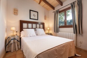 3 camere, ferro/asse da stiro, Wi-Fi gratuito, lenzuola