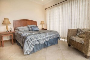 2 bedrooms, iron/ironing board, travel cot, free WiFi