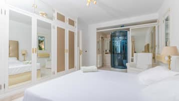 5 chambres, fer et planche Ă  repasser, Wi-Fi gratuit, draps fournis