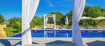 FINCA S'HORT DE CONIES - Spectacular house with private pool surrounded by fields and peac
