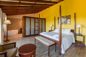 6 chambres, fer et planche à repasser, Wi-Fi gratuit, draps fournis