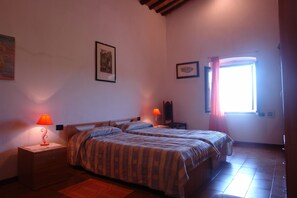 2 chambres, lit parapluie, Wi-Fi gratuit