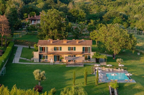 Casale Daniele - Holiday Villa Rental with swimming pool in Casentino Valley, Tuscany