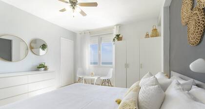 ABACO - Apartment with sea views in Platja de Xeraco and Free Wifi