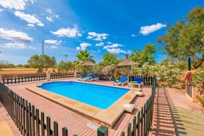 Pool - VILLA CÉSAR - Villa with private pool and free Wifi in Campos (Campos)