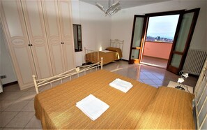 4 bedrooms, free WiFi