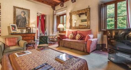 Maison de vacances privée avec WIFI, piscine privée, TV, patio, vue panoramique, prÚs de Florence