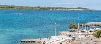 CAN CANTARI - Villa with private pool 1 km from the beach. Free WiFi.