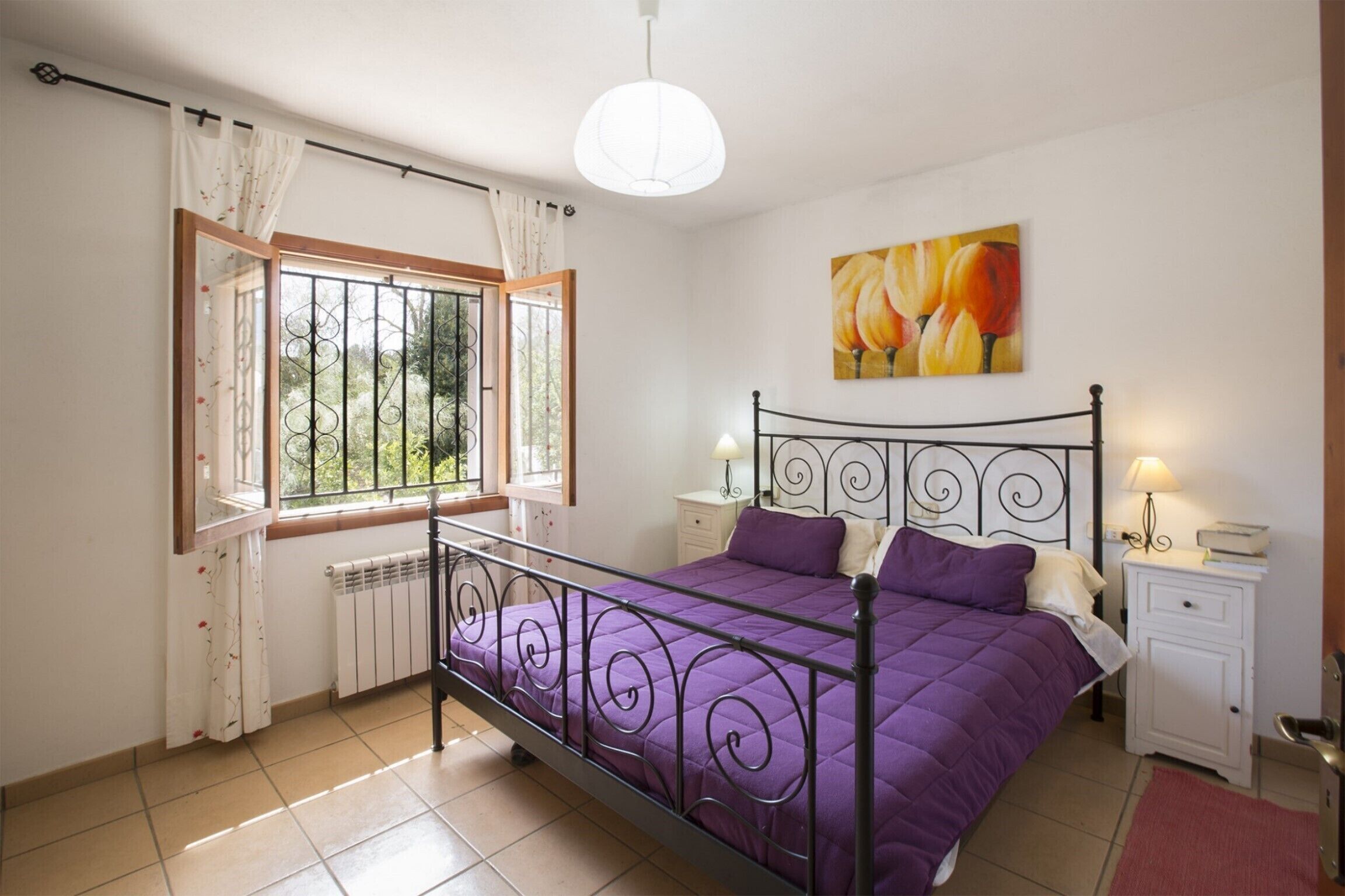 5 bedrooms, iron/ironing board, free WiFi, bed sheets