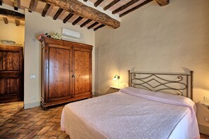 2 soverom, reiseseng for barn og wi-fi (inkludert)