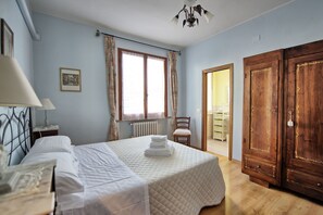 3 Schlafzimmer, Reisekinderbett, kostenloses WLAN