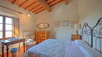 8 Schlafzimmer, Reisekinderbett, kostenloses WLAN