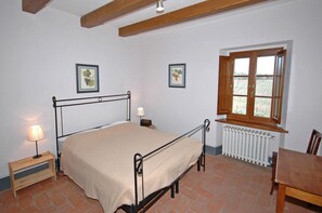 3 chambres, lit parapluie