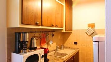 Frigorifero, forno, lavastoviglie, freezer