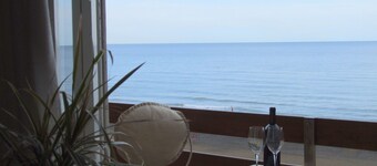 Cosy apartment for 4 guests with A/C, WIFI, patio and panoramic view