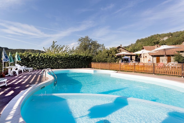 Opvarmet pool