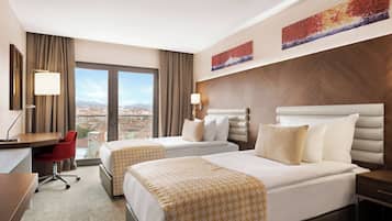 Egyptian cotton sheets, premium bedding, Tempur-Pedic beds, minibar