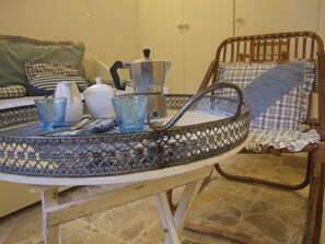 Interior - Beautiful apartment for 4 people with WIFI and TV (Marina Di Castagneto Carducci)