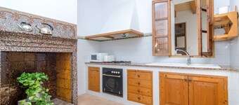 CAN ROMAGUERA - Wonderful townhouse with private pool.