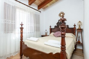 3 chambres, bureau, fer et planche à repasser, Wi-Fi gratuit