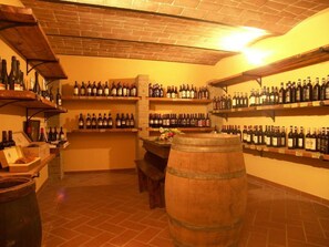 Bar (in der Unterkunft)