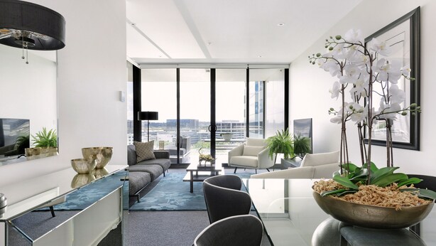 Appartamento Luxury, 1 camera da letto, vista città (Upper East Side) | Soggiorno | TV a schermo piatto 55 pollici con canali digitali, TV, Netflix