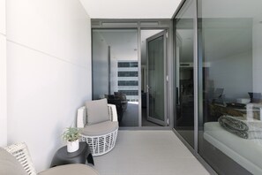 Luxury Apartment, 1 Bedroom, City View (SoHo) | Balcony