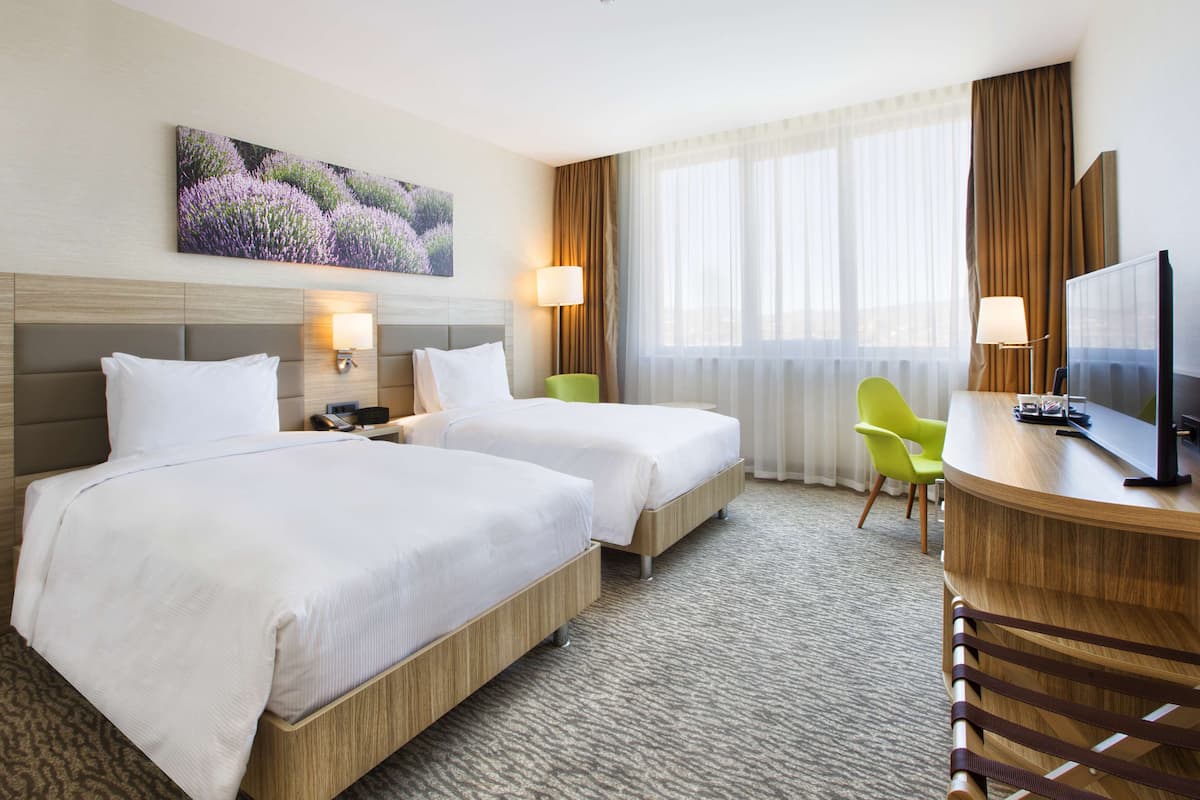 twin room | in-room safe, desk, soundproofing, free cots/infant beds