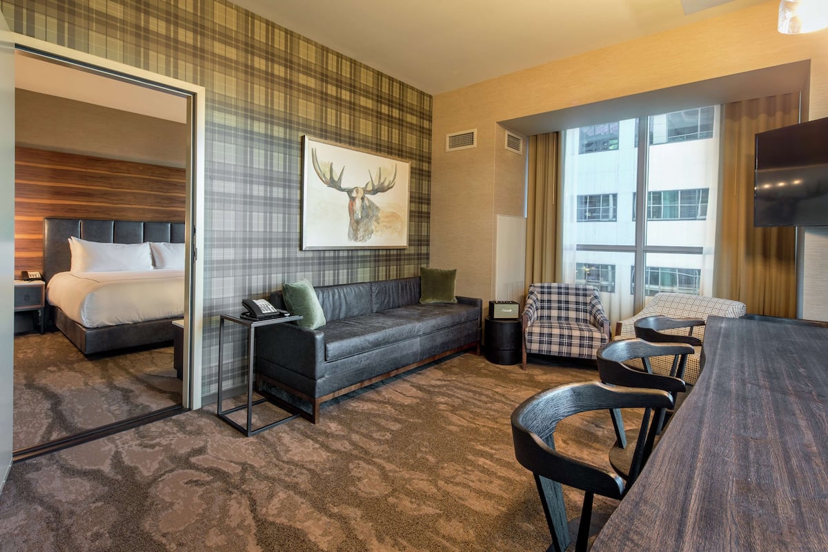 suite, 1 bedroom | egyptian cotton sheets, premium bedding, down duvets, pillow-top beds