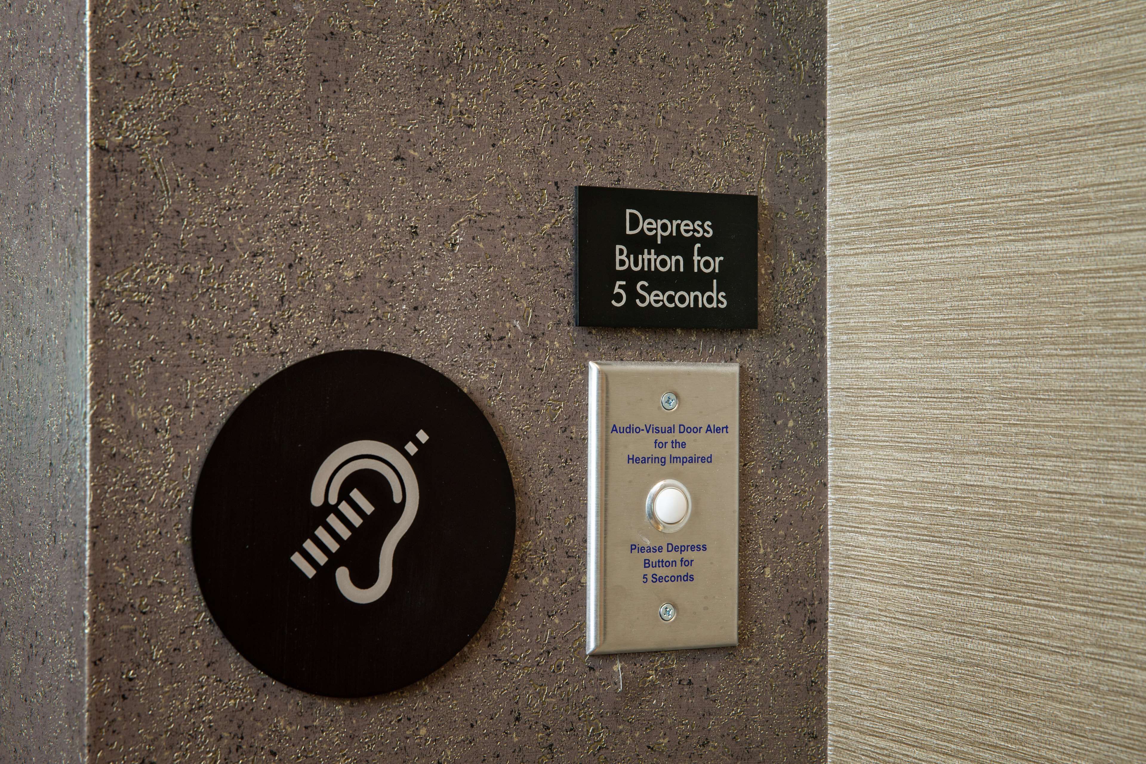 egyptian cotton sheets, premium bedding, down duvets, pillow-top beds