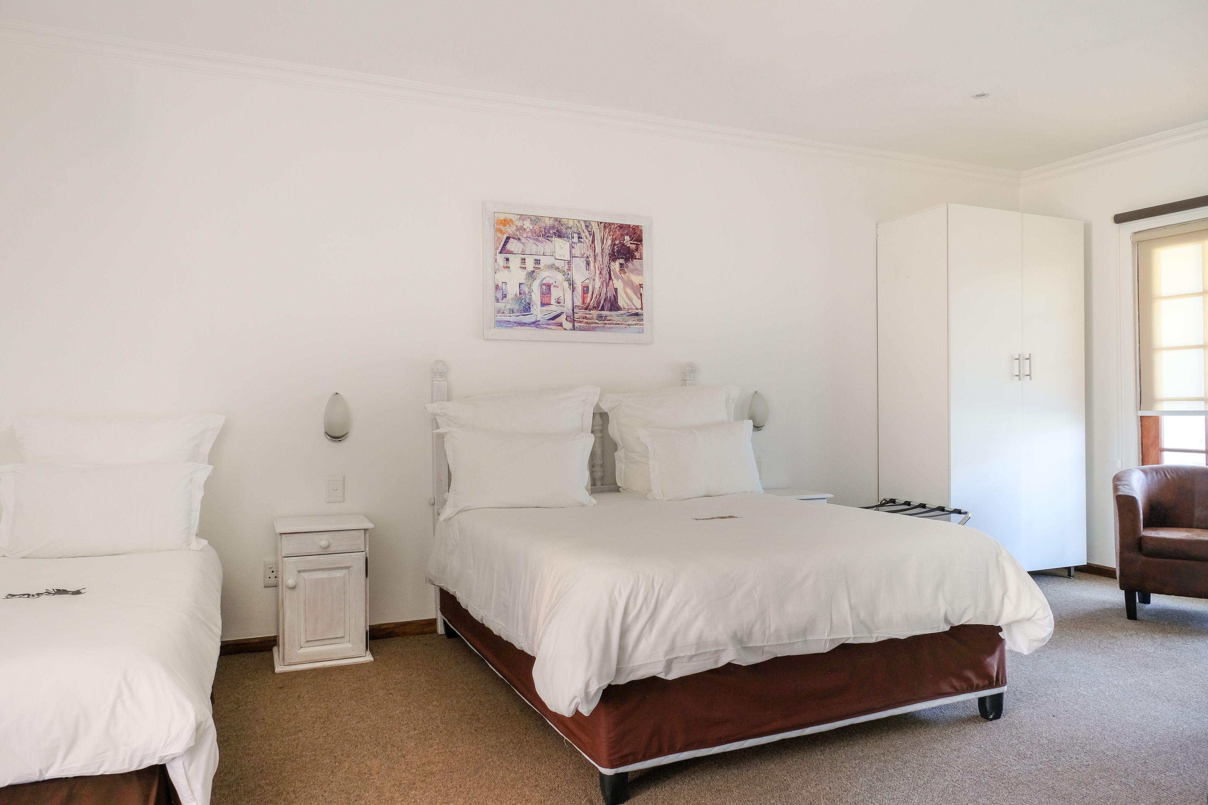 خزنة داخل الغرفة ومكتب وواي فاي مجانًا وملاءات أسرّة