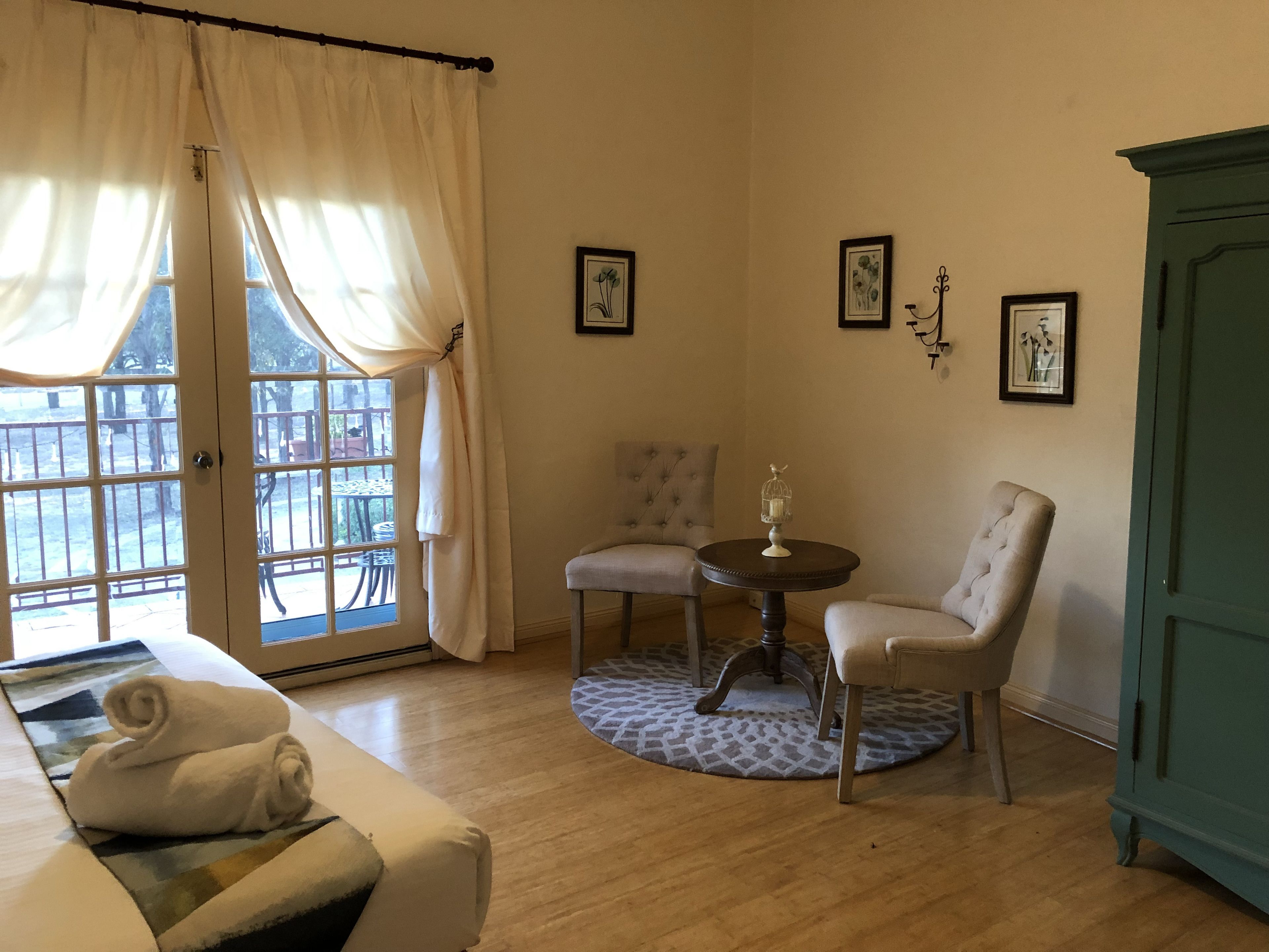 Loft Unit (Merlot) | Living room