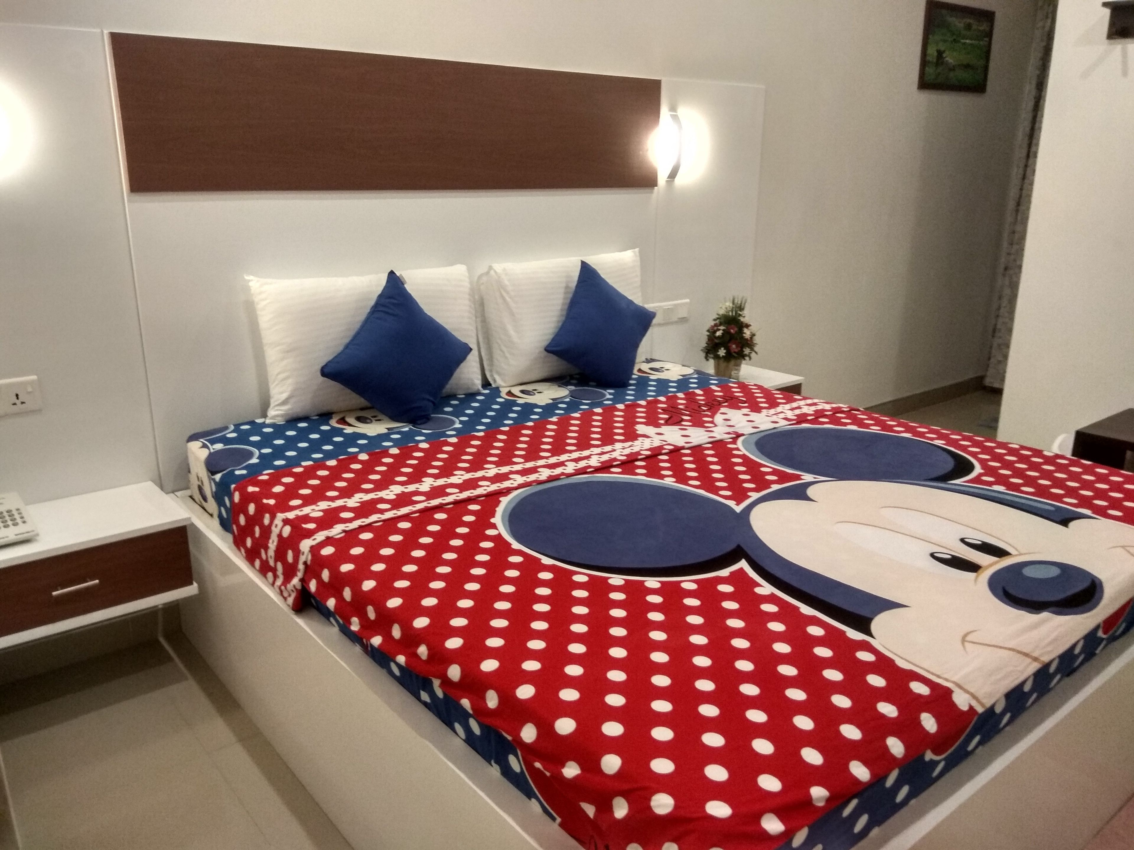 经济套房, 2 间卧室, 花园景观, 花园 | 1 多间卧室、防过敏的被褥、迷你吧、客房内保险箱