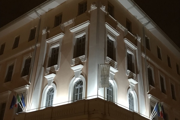 Front of property – evening/night