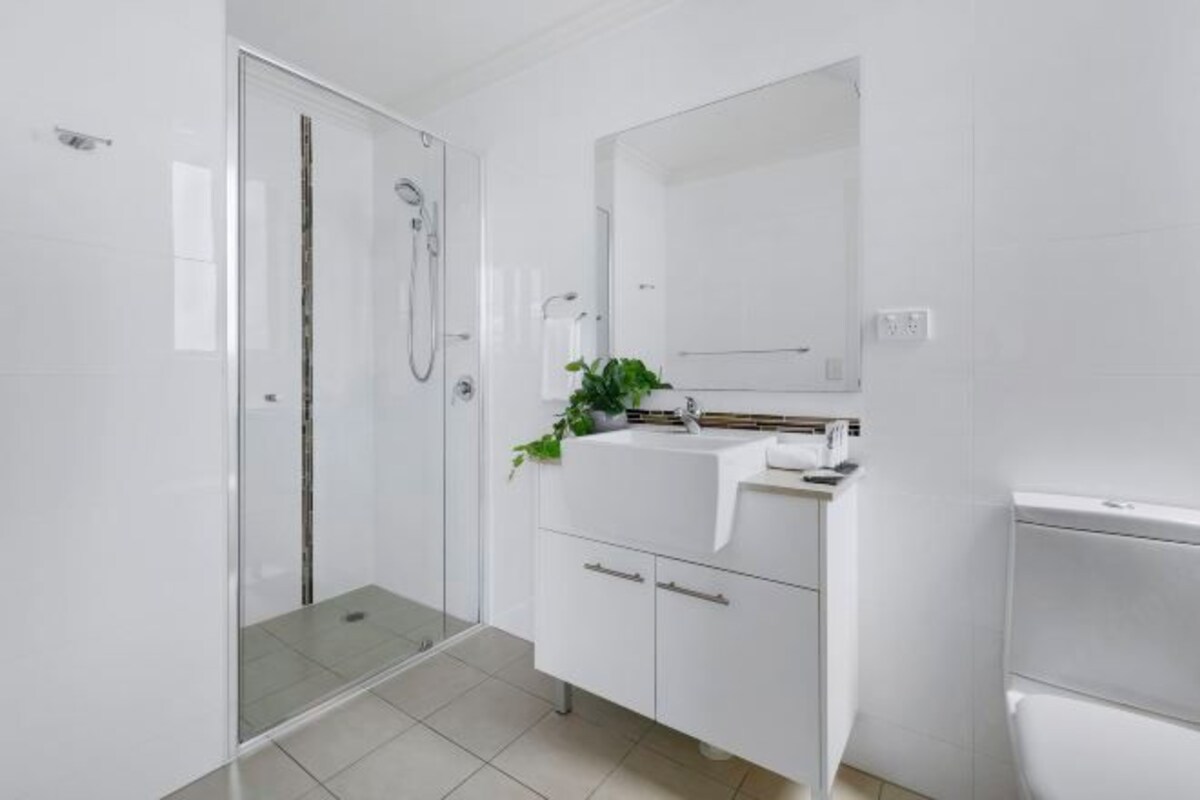 Two Bedroom Apartment (Interconnecting)