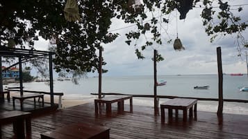 Spécialités Cuisine locale et internationale